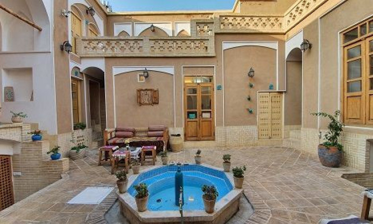 بوم‌گردی سرای سایه (پهلوی)