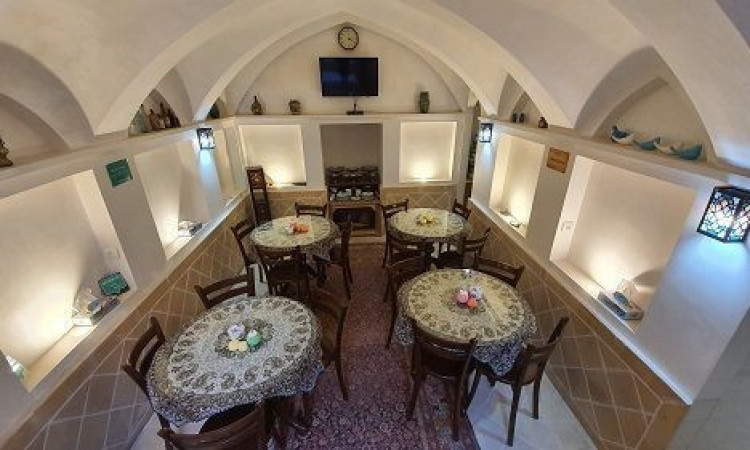 بوم‌گردی سرای سایه (پهلوی)