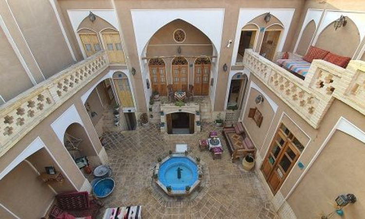 بوم‌گردی سرای سایه (پهلوی)