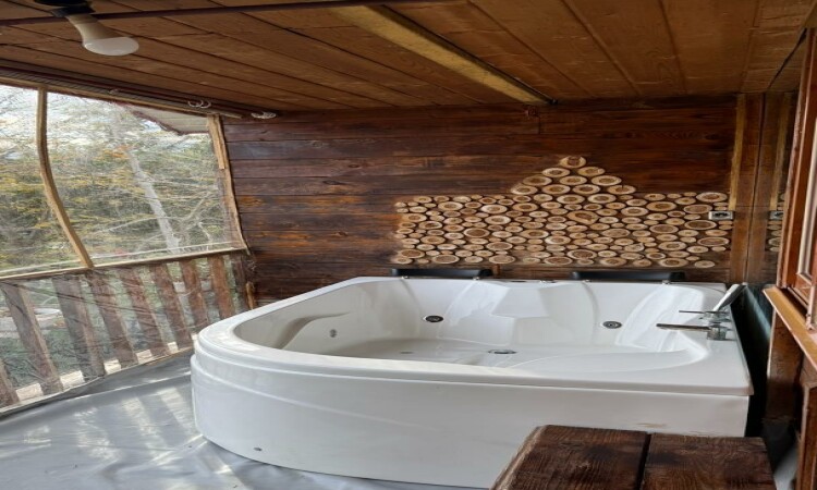 كوخ دوبلكس مع جاكوزي في قرية فاشيمسيرا
