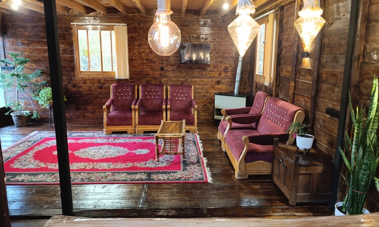 كوخ دوبلكس مع جاكوزي في قرية فاشيمسيرا