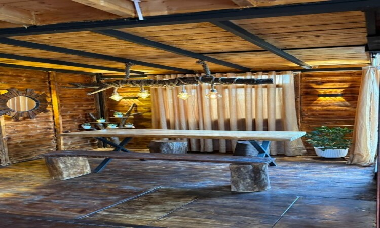 كوخ دوبلكس مع جاكوزي في قرية فاشيمسيرا