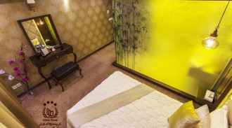 رزرو هتل 4 ستاره ثامن (سوئیت رویال ماه عسل)