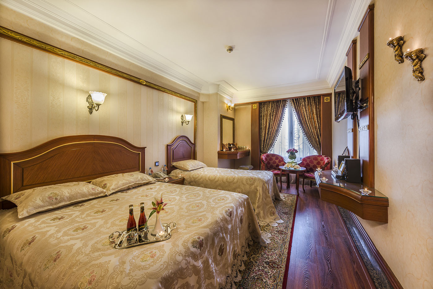 رزرو هتل قصر طلایی مشهد (پرزیدنت سوئیت)