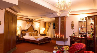 رزرو هتل قصر طلایی مشهد (پرنسس سوئیت) طبقه دوم