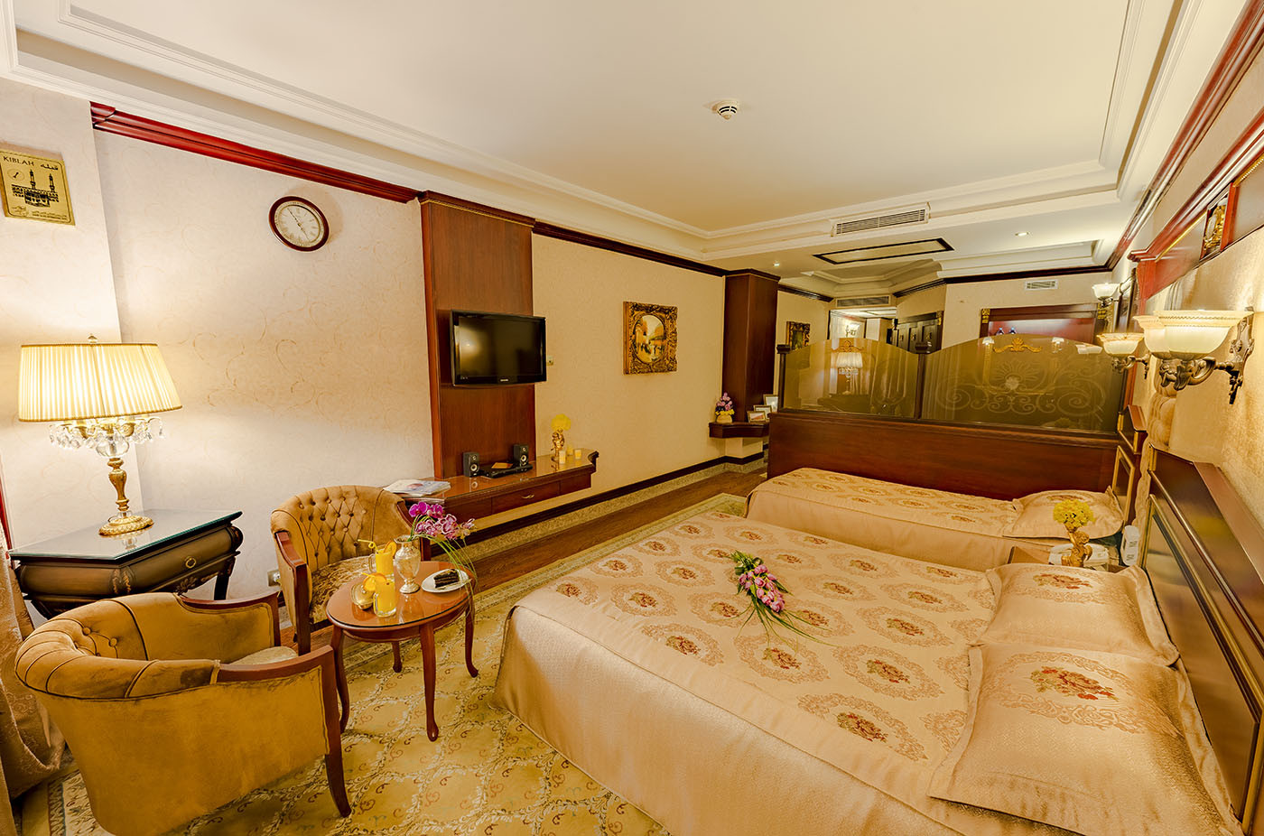 رزرو هتل قصر طلایی مشهد (جونیور سوئیت)