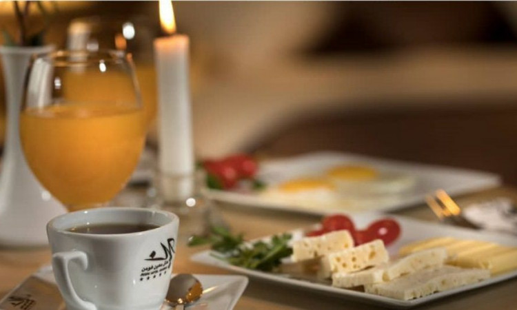 هتل معین پنج ستاره اتاق سه تخته
