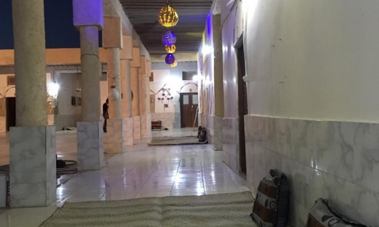 اقامتگاه بومگردی پیرحرا