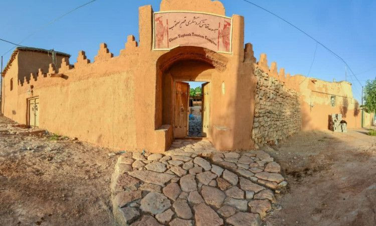 رزرو اقامتگاه بوم گردی قصر یعقوب (5 مستر)