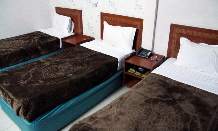 هتل 1 ستاره اخوت - اتاق دوتخته سرویس بیرون