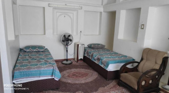 حجز السكن البيئي الذهبي التاريخي (4 أسرة)