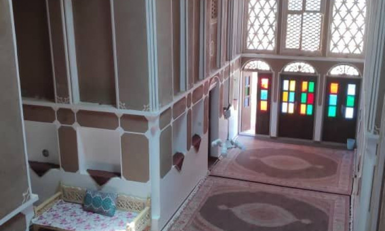 رزرو اقامتگاه بوم گردی تاریخی طلایی (4 تخته)