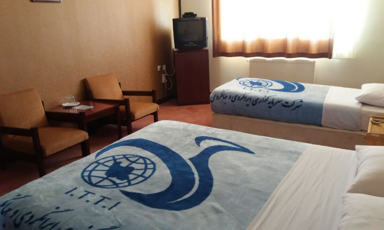 هتل جهانگردی علیصدر - اتاق دو تخته