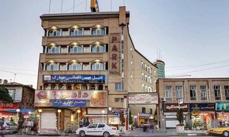 حجز فندق بارك 4 نجوم - جناح ملكي 4 غرف