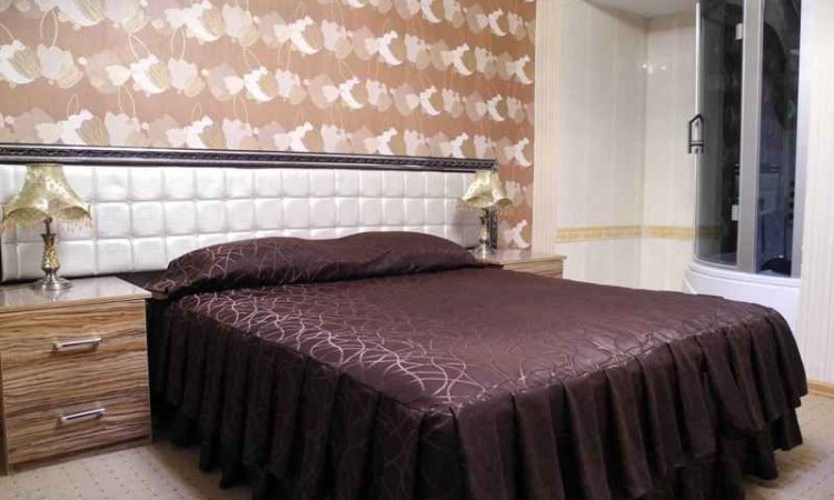 تبريز حجز فندق 4 نجوم (3 غرف)