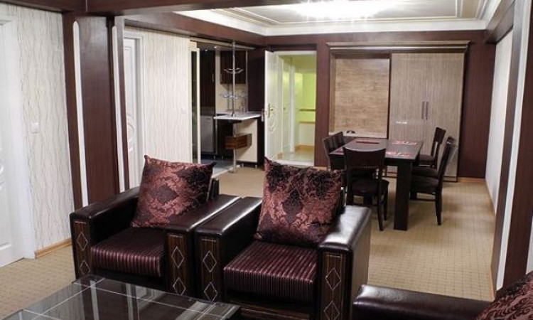 تبريز حجز فندق 4 نجوم (3 غرف)