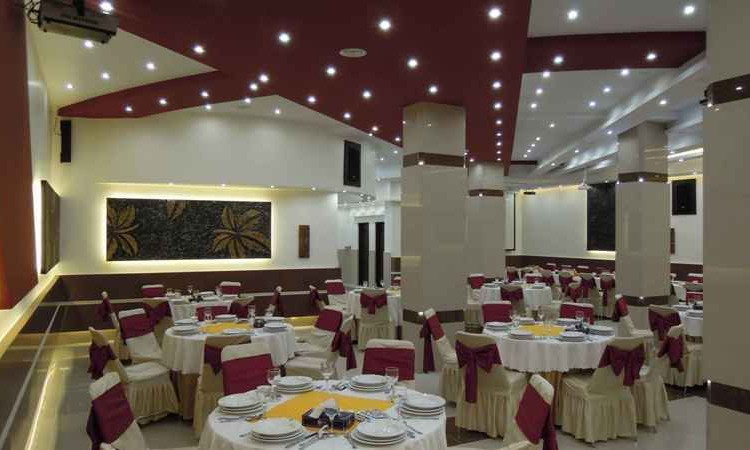 تبريز حجز فندق 4 نجوم (3 غرف)