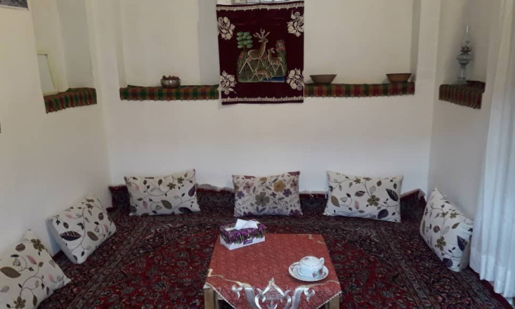 رزرو اقامتگاه بوم گردی کیخسرو (اتاق 4 نفره)