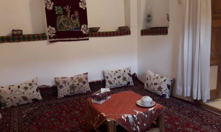 رزرو اقامتگاه بوم گردی کیخسرو (اتاق 4 نفره)
