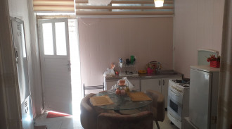 سوئیت منفی یک میدان ولیعصر