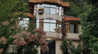 جناح فيلا للإيجار في مدينة لاهيجان