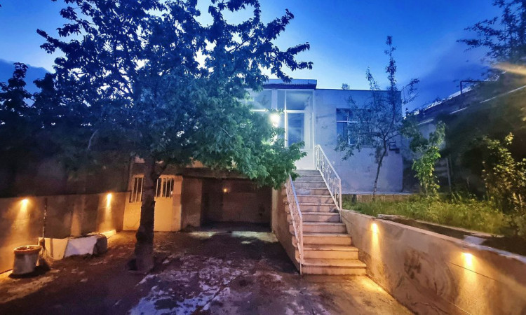 اجاره ویلاحیاط دار دربستی خلخال