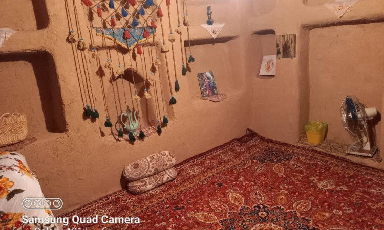 رزرو بوم‌گردی مزداگرد همدان (اتاق چهار)