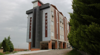 رزرو هتل نگین مرزیکلا اتاق سه تخته