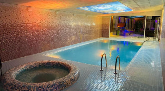 اجاره باغ ویلا چهار خواب نگین 1 ( کد 340 )