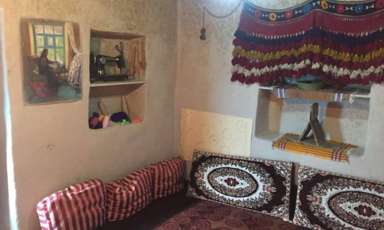 بومگردی ابریشم اتاق چهار تا شش نفره