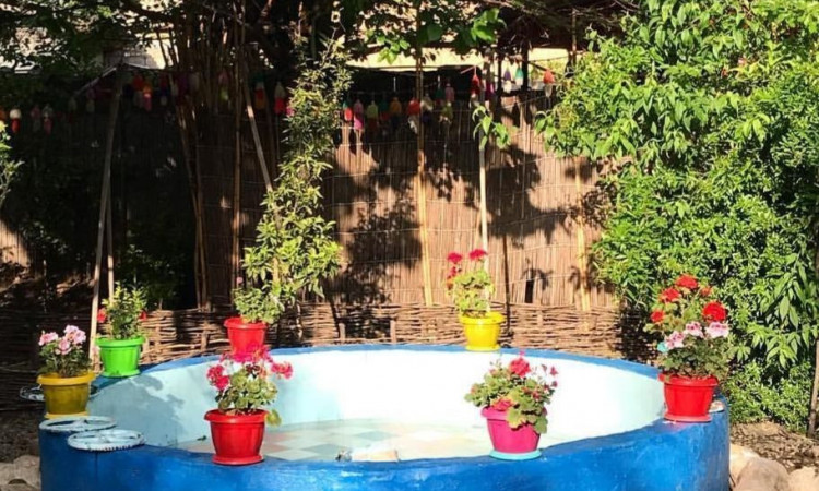 بومگردی ابریشم اتاق چهار تا شش نفره