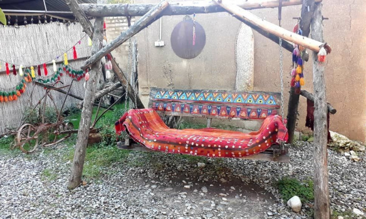 بومگردی ابریشم اتاق چهار تا شش نفره