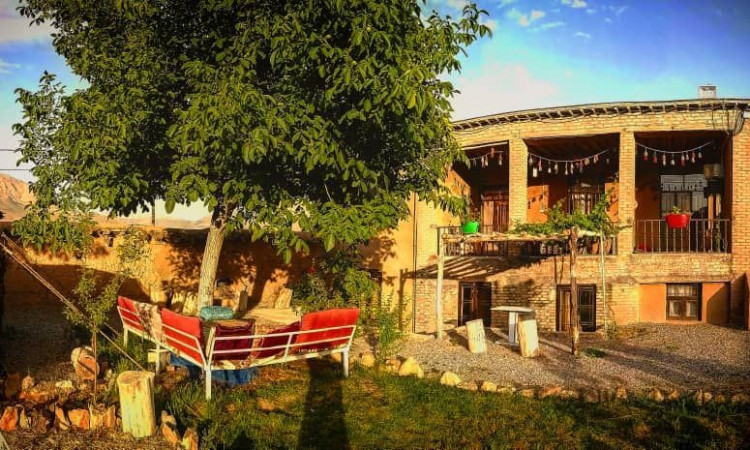 رزرو اقامتگاه بوم گردی آژند (اتاق سبلان)