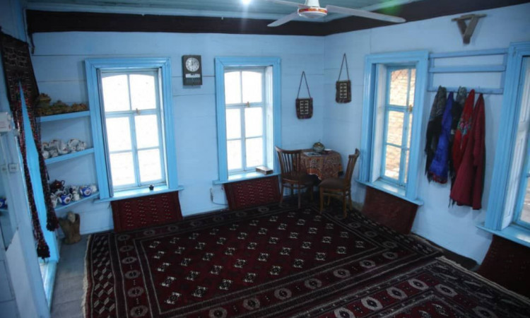 رزرو بوم گردی اسحاق (اتاق 2)
