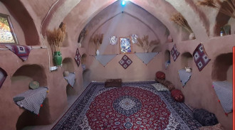 رزرو اقامتگاه بوم‌گردی شب نشین انارک (اتاق بزرگ)