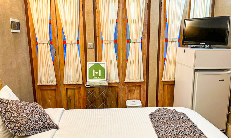 رزرو هتل سنتی گیتی (اتاق دو تخته- تویین طبقه اول )