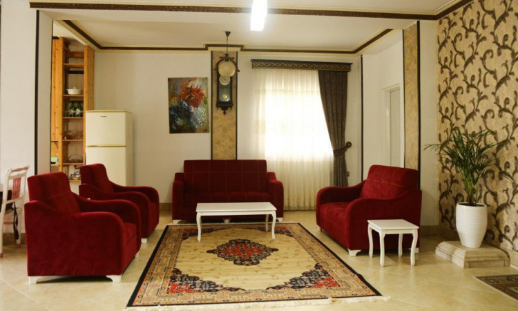 ویلا باغ لاکچری قلعه رودخان