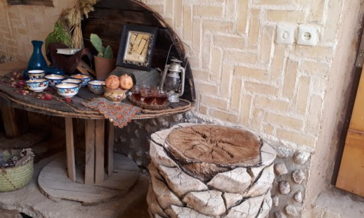 رزرو اقامتگاه بوم گردی قلعه رود (اتاق سه نفره)
