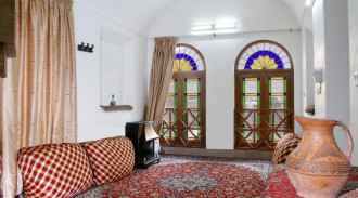 رزرو بوم گردی حاجی خان یزد (اتاق خان 1)