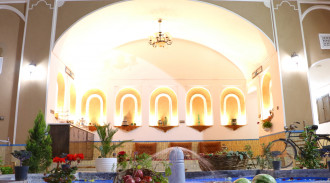 اجاره اقامتگاه خشت و خاطره یزد (اتاق ترنم)