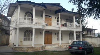 اجاره ویلا زیبا و تمیز لاهو ( واحد 3 خوابه )