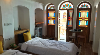 رزرو عمارت سنگ پلوی کاشان (نساج)