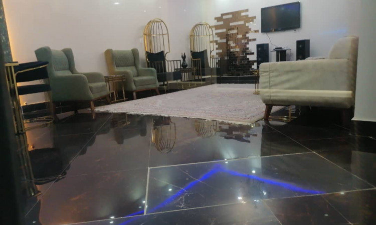 اجاره ویلا مدرن ارغوان با استخر سرپوشیده آبگرم