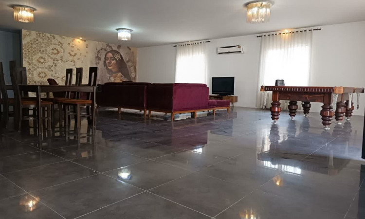 اجاره ویلا سه خوابه استخردار سرپوشیده کردان