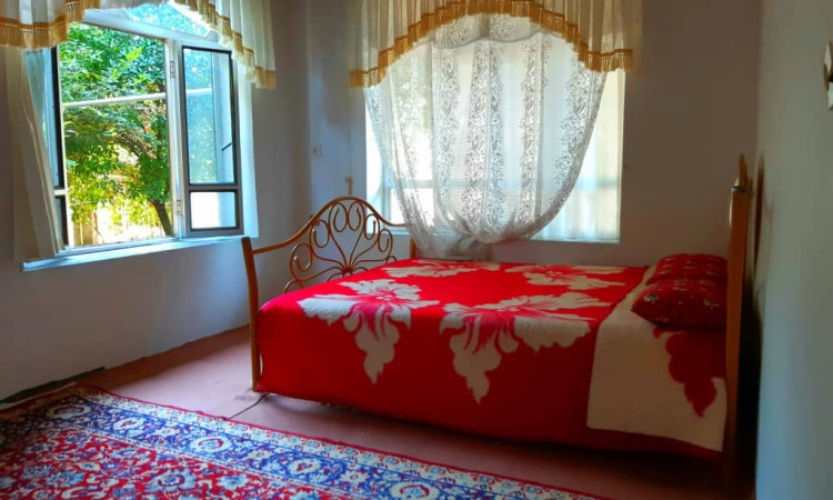 اجاره ویلای سه خوابه جنگلی با محیط روستایی