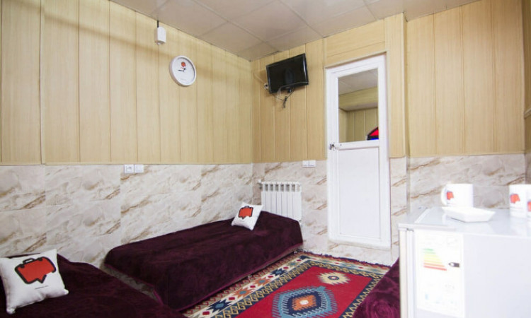 مهمانپذیر حیدری شیراز ( اتاق 2 تخته )