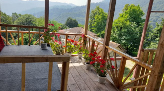 ویلای جنگلی با ویوی عالی در قلعه رودخان