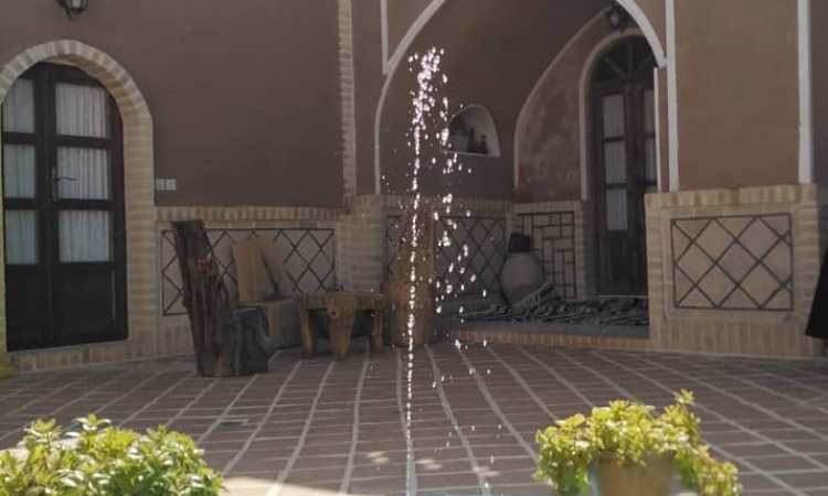 رزرو اقامتگاه سنتی یاقوت کویر (شاه نشین)