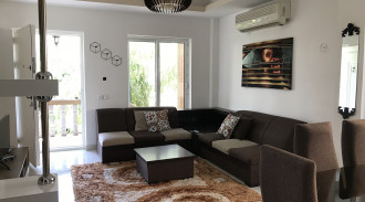 اجاره ویلا حیاط دار دربست معلم کلا