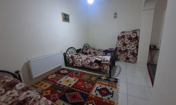 سوئیت عصر آهن - اقامتگاه بومگردی قاراپاپاق